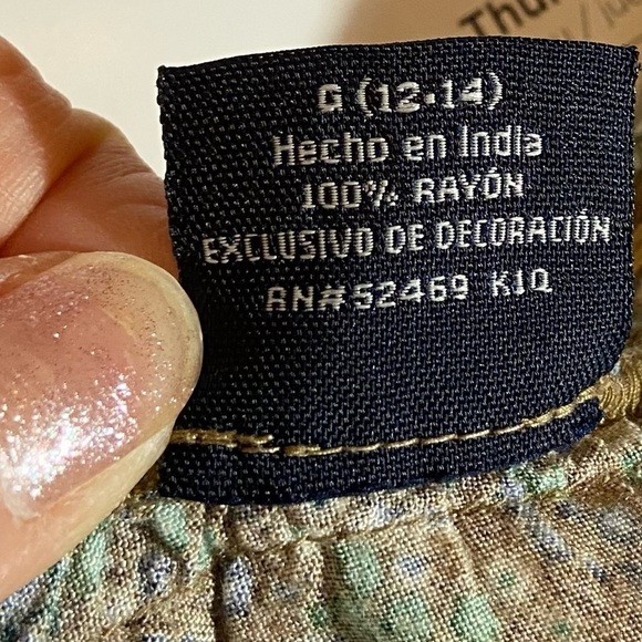 Faded glory sz-12/14, pheasant top- subtle colors, faux buttons, pleated bodice - Picture 15 of 16